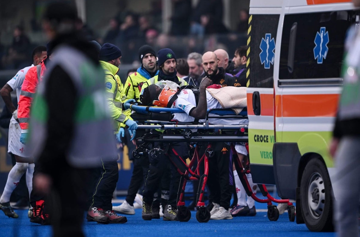 Moise Kean zkolabuje v zápase ve Veroně – nejnovější zprávy